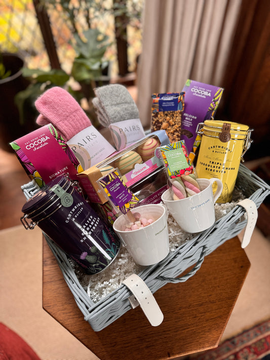 Mug & Mellow - Large Hot Chocolate Hamper